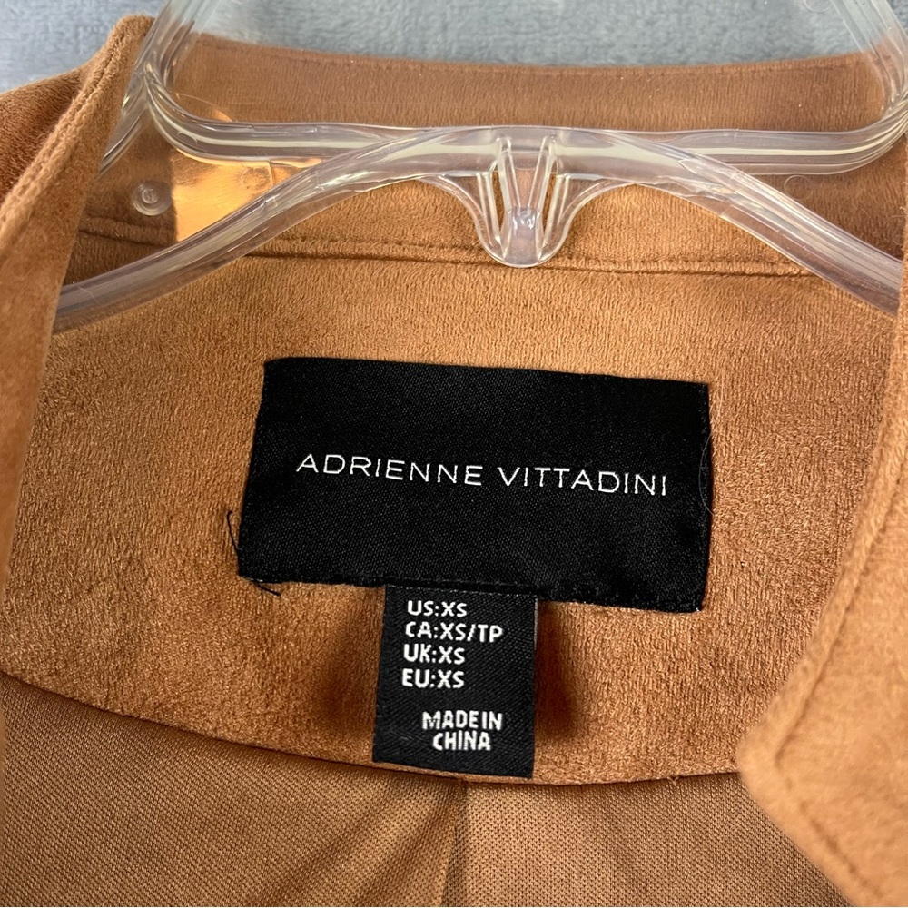Adrienne Vittadini Camel Faux Suede Moto Jacket Sz XS Zipper Accent Goblincore - Picture 2 of 11